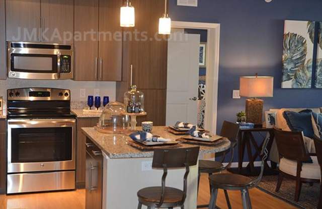 1897 Palm Beach Lakes Blvd. Gallery 3