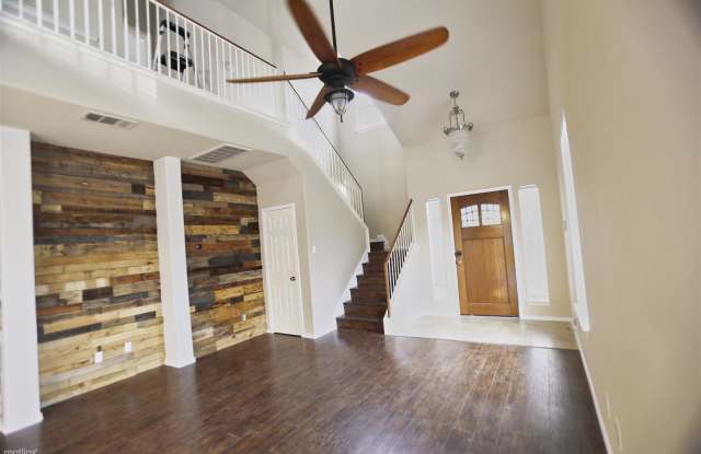 10502 Maydelle Dr Gallery 3