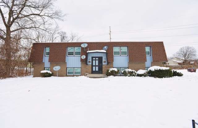 2037 Andrew Street SE - 2037 Andrew Street Southeast, Kentwood, MI 49508