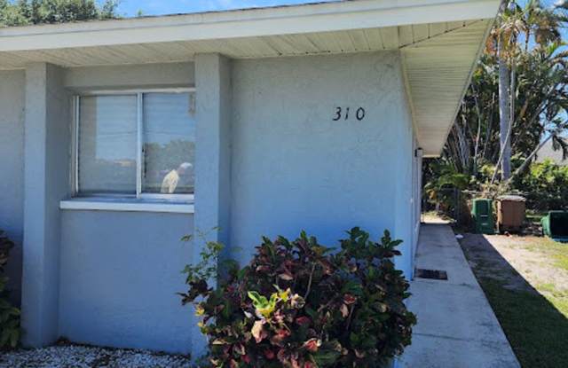 2 Bedroom 2 Bath Home Fenced Backyard!! Cape Coral! photos photos
