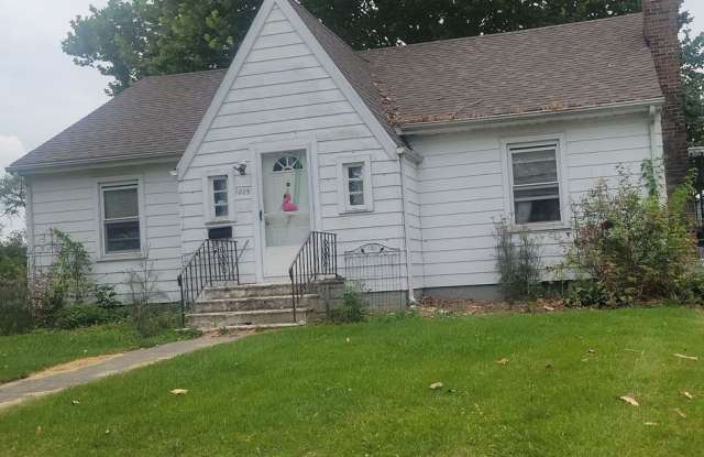 Coming Soon! 2 Bedroom, Pet Friendly Home with a Detached Garage! photos photos