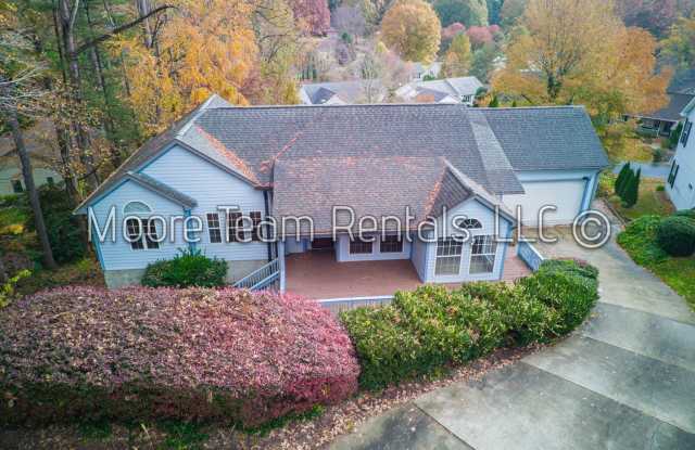 4 Bed  3,000 sqft in Middleton Place - 2850 Middleton Vista, Hendersonville, NC 28791