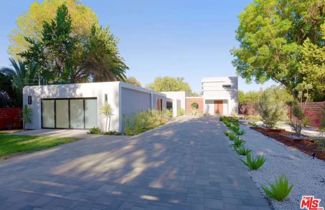 5652 CALVIN Avenue Gallery 2