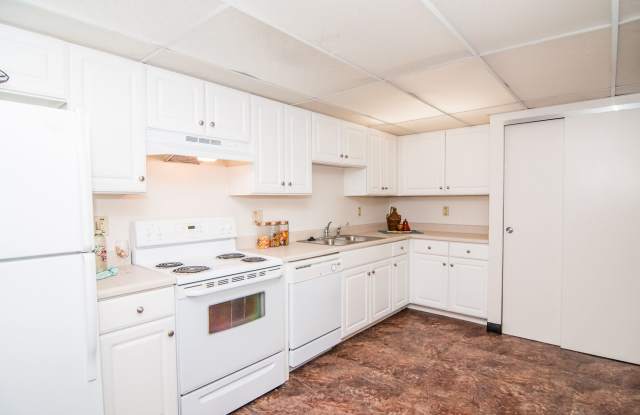 Rockwood Apartments Gallery 2