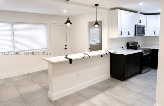 1039 NE 17th Ave photos photos 1039 NE 17th Ave photos photos