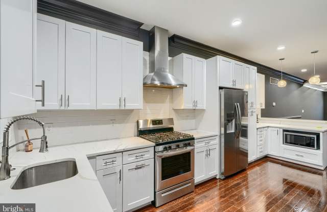 118 W FORT AVENUE photos photos