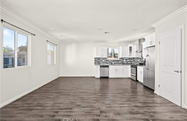 4814 Saturn 1/2 photos photos