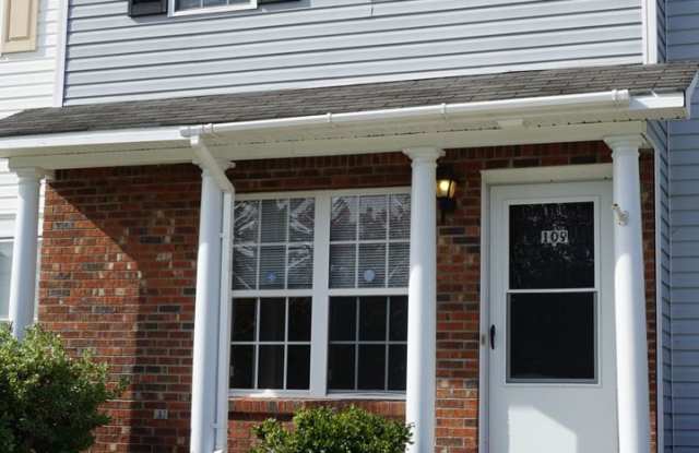 Two Bedroom Two and a Half Bathroom Townhouse located in Marsh Oaks Subdivision - 109 Spring Meadow Circle, Jacksonville, NC 28546
