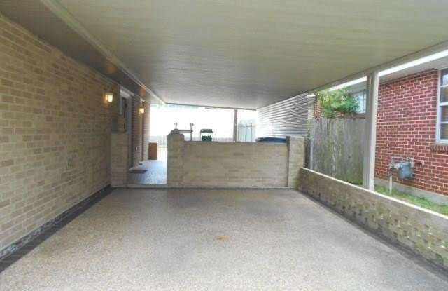 2517 VERONICA Drive Gallery 3