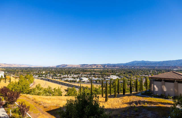 Beautiful two bedroom condo on Communication Hill with amazing views! - 287 Adeline Place, San Jose, CA 95136 Beautiful two bedroom condo on Communication Hill with amazing views! - 287 Adeline Place, San Jose, CA 95136