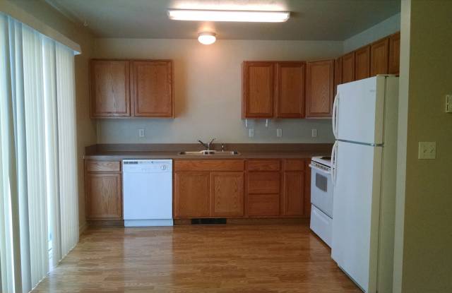 Nice Townhome on East Side of Kalispell Gallery 2