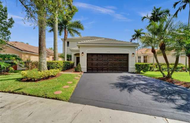 1758 Sycamore Ter photos photos