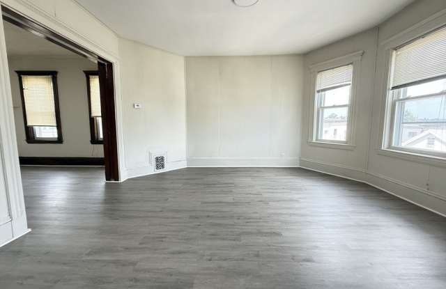 405 Ferry St photos photos