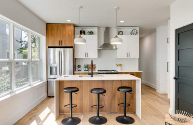 The Uptowns on 23rd - Luxury Apartment Living photos photos