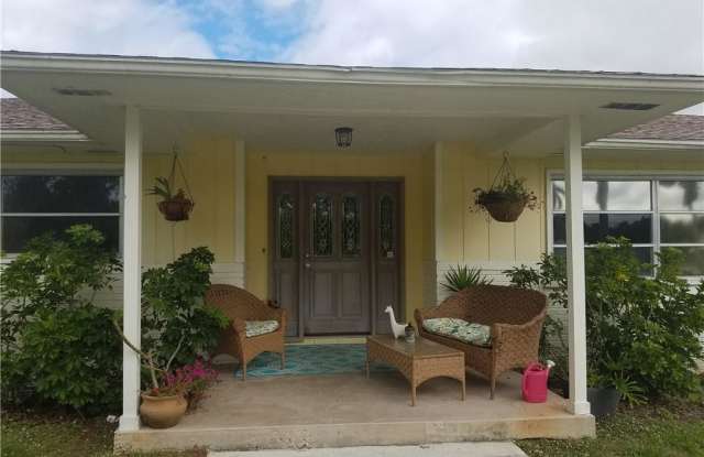 5235 Myrtle LN - 5235 Myrtle Lane, Collier County, FL 34113