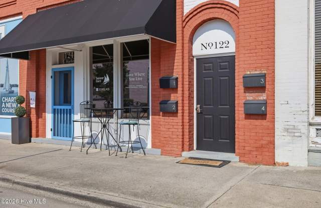 122 S Market Street Gallery 2