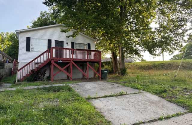 4 Bed/2 Bath near downtown Clayton photos photos