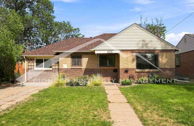 Spacious Home with Central AC and Washer/Dryer Gallery 1