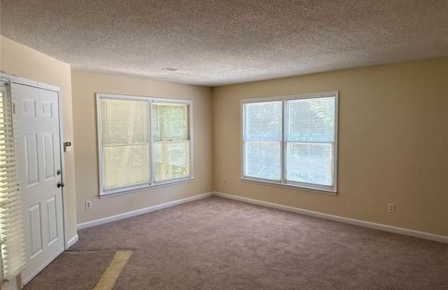 1600 Oakpointe Drive SW Gallery 2