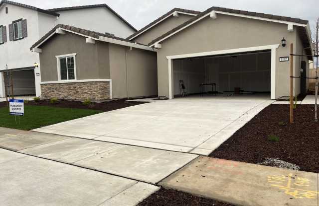 1085 Silverado Way - 1085 Silverado Way, Plumas Lake, CA 95961 1085 Silverado Way - 1085 Silverado Way, Plumas Lake, CA 95961