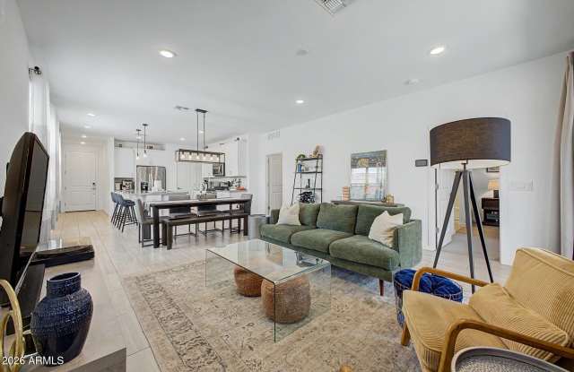 2564 E Alvaro Trail Gallery 1