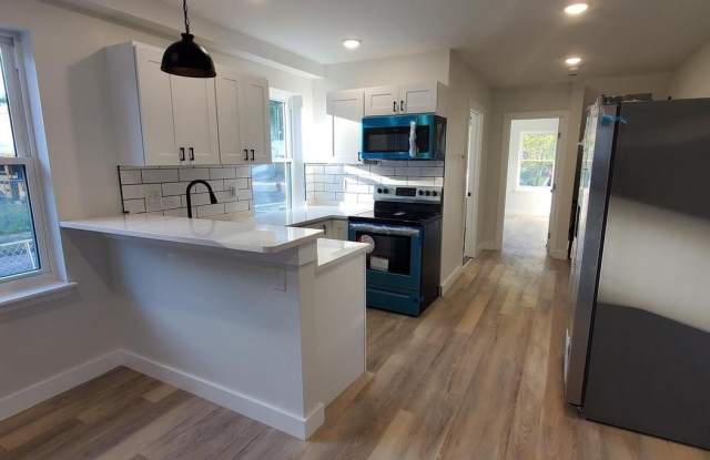 536 W HUNTINGDON ST #1 photos photos