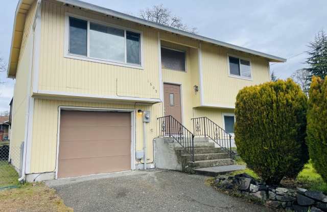 1609 118th Street South - 1609 118th Street South, Parkland, WA 98444