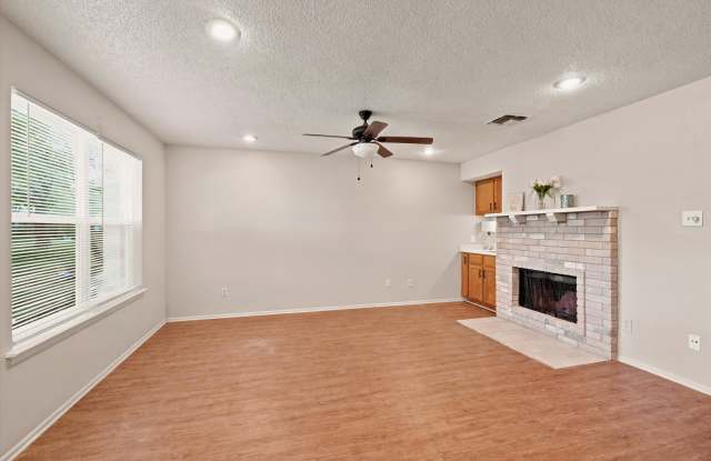 11136 El Sendero Street - 2Unit 2 Gallery 4