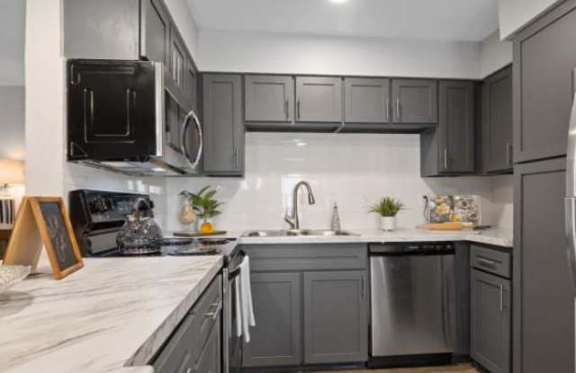 10983 Laureate Dr Gallery 4
