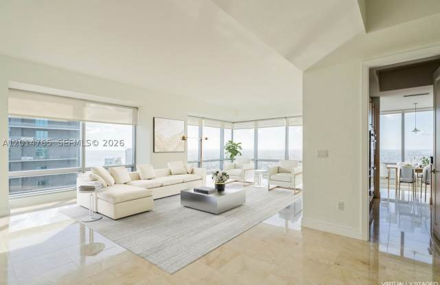1425 Brickell Ave Gallery 2