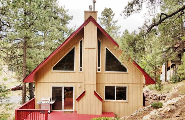 2735 RED FIELD Trail Gallery 3