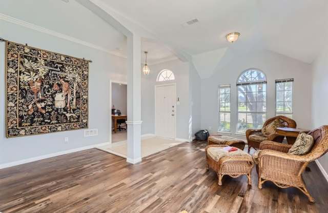 5301 Mosscreek Lane Gallery 4