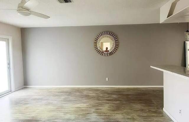 1521 SW 1st Terrace Gallery 3