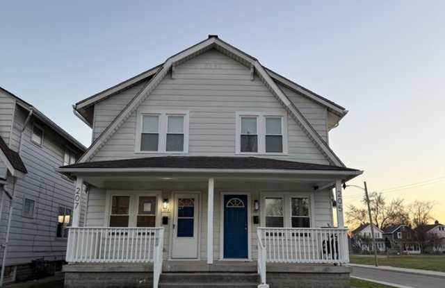 207 E Southwood Ave photos photos