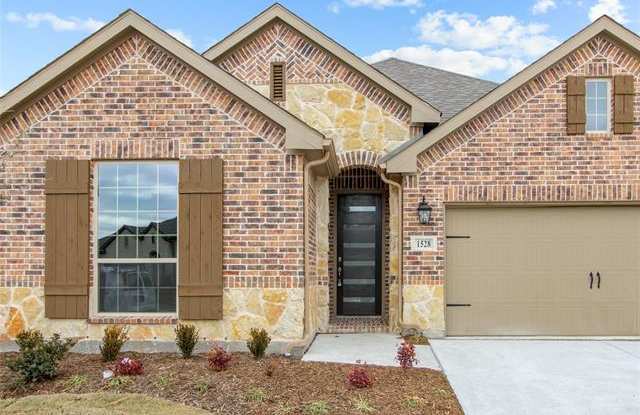 1528 Jocelyn Drive Gallery 3