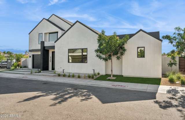 6306 N 10TH Drive Gallery 2