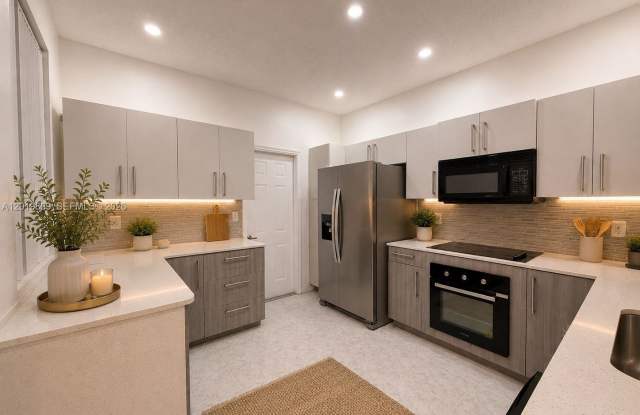 2078 Madeira Drive Gallery 2