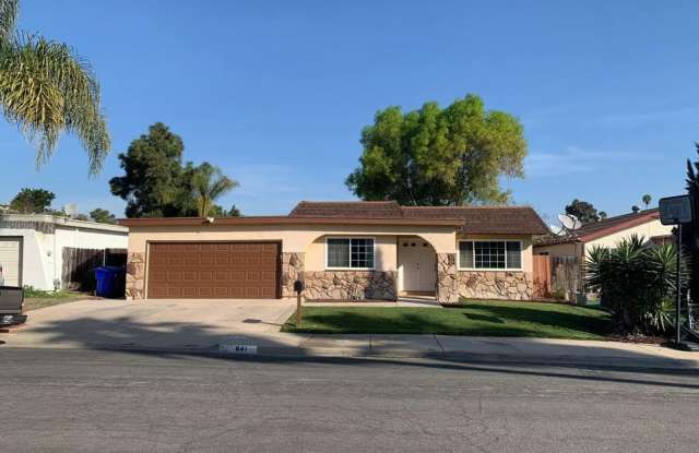 641 Adobe Cir photos photos