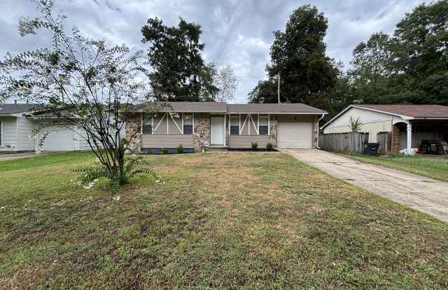 4 Woodbriar Ct Gallery 1