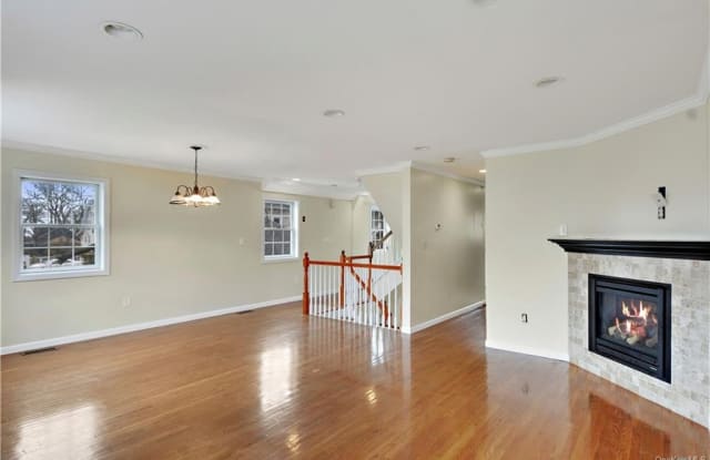 5 Crosby Place - 5 Crosby Pl, New Rochelle, NY 10801