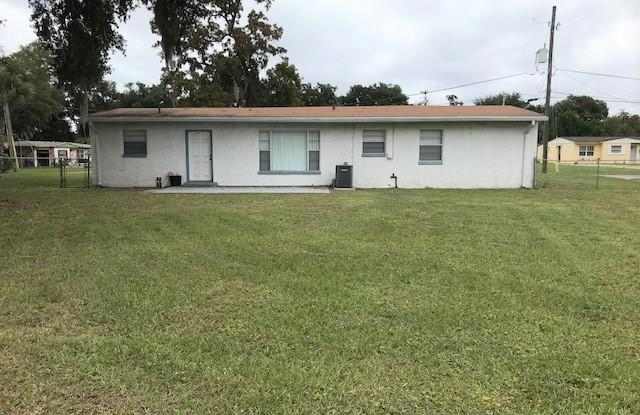 5780 CEDAR FOREST DR E Gallery 4