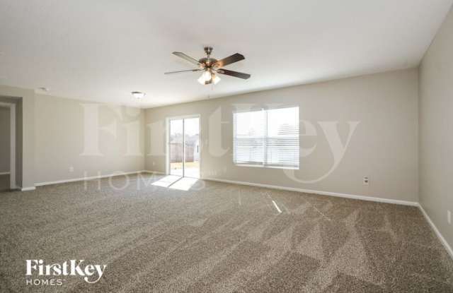 3300 Canyon Falls Drive Gallery 4