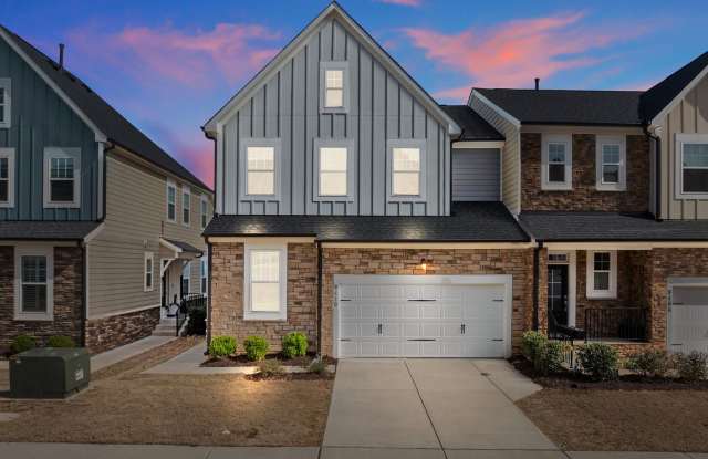 Like new townhome in Wykoff! photos photos