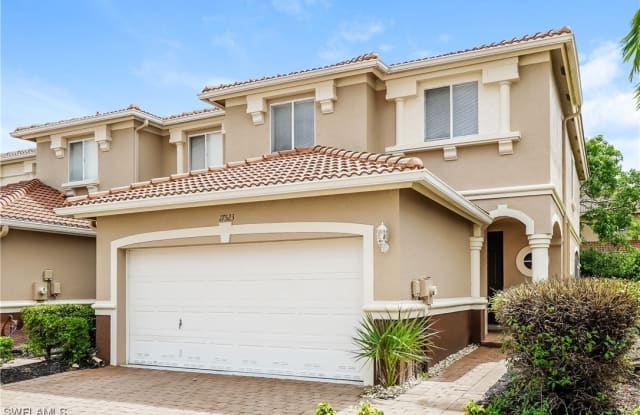 17523 Cherry Ridge Lane - 17523 Cherry Ridge Lane, Three Oaks, FL 33967