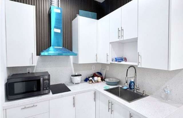 312 Rosanna Avenue photos photos