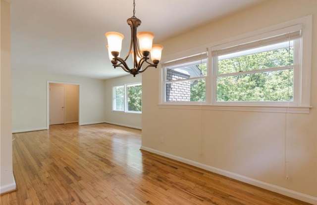 242 Camden Road NE Gallery 4