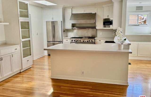 3123 Barry Ave photos photos