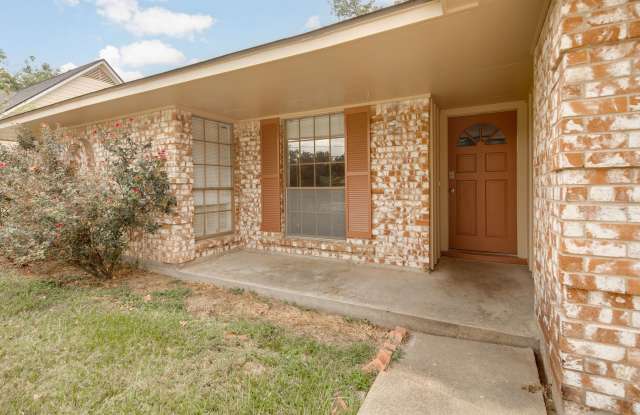 AUGUST PRE-LEASE! 3 bed, 2 bath home in Eastgate! Gallery 4