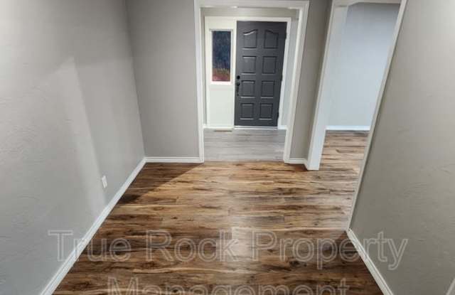 204 South Morrison Drive Gallery 2