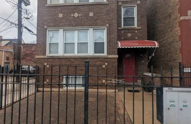 2344 W Barry Avenue photos photos